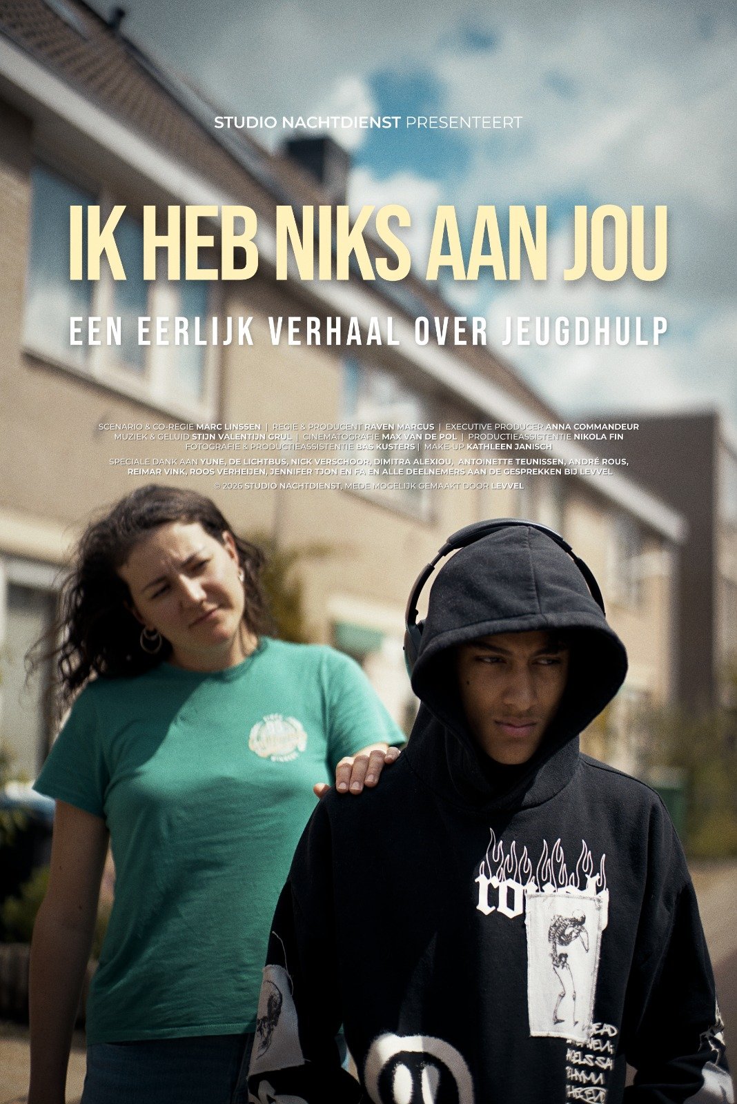 Film poster featuring two young people standing outdoors beneath bold Dutch title typography.
